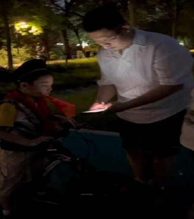 申思打小孩视频：教育边界何在？
