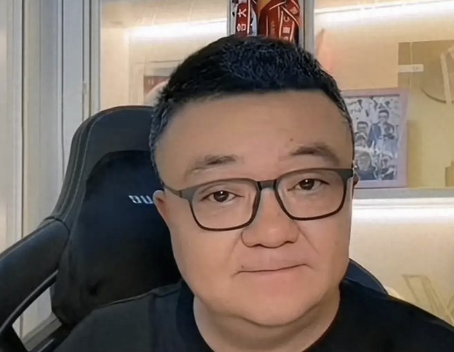 那些喷董路的都没明白董路搞的是啥模式，我来科普一下
