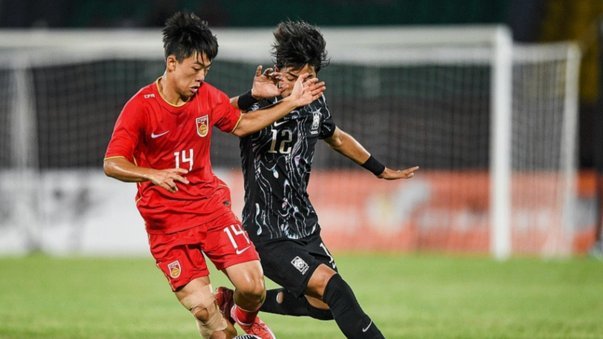 又是他！程晟涵接角球助攻头球破门，U17国足1-0毕包