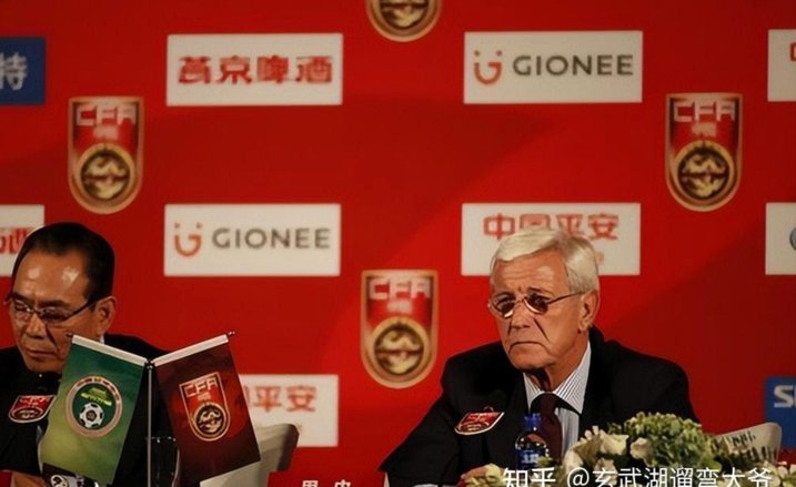 我是四川足协的掌舵人